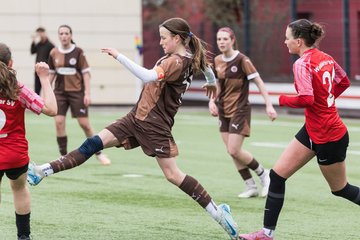 Bild 401 - wBJ FC St. Pauli - Walddoerfer SV : Ergebnis: 3:4